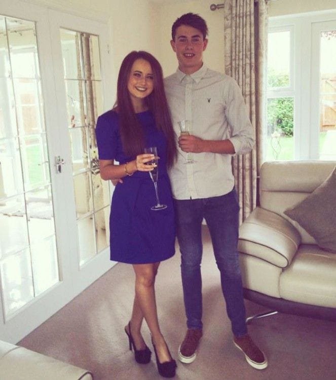 Sus amigos le preparan un funeral cuando consiguió novia