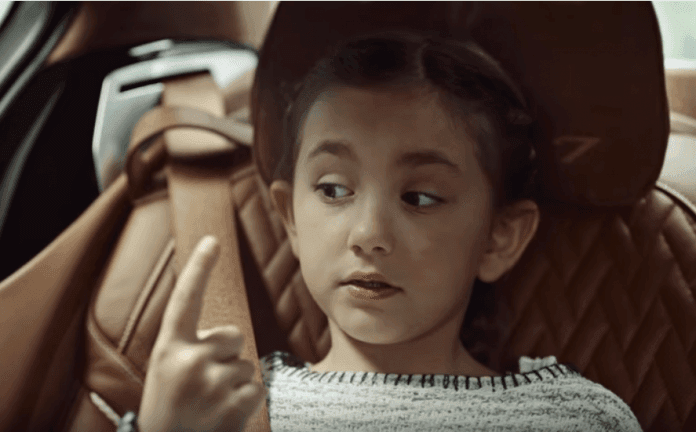 moco Que hacer con un moco en un coche de lujo