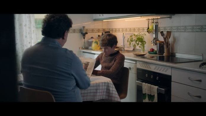 317696d9-d802-483b-ba31-52ec1262bfec De padres a hijos, el conmovedor anuncio del Atletico de Madrid por el día del padre