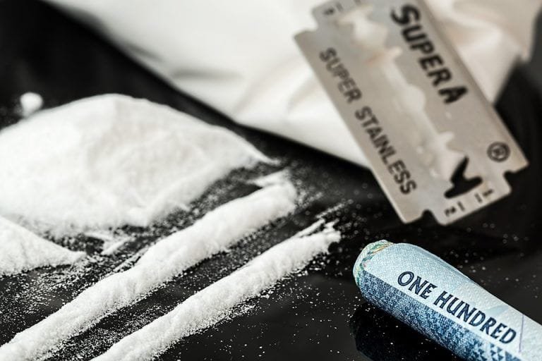 ¿Cuántos tipos de drogas hay y cómo se clasifican?