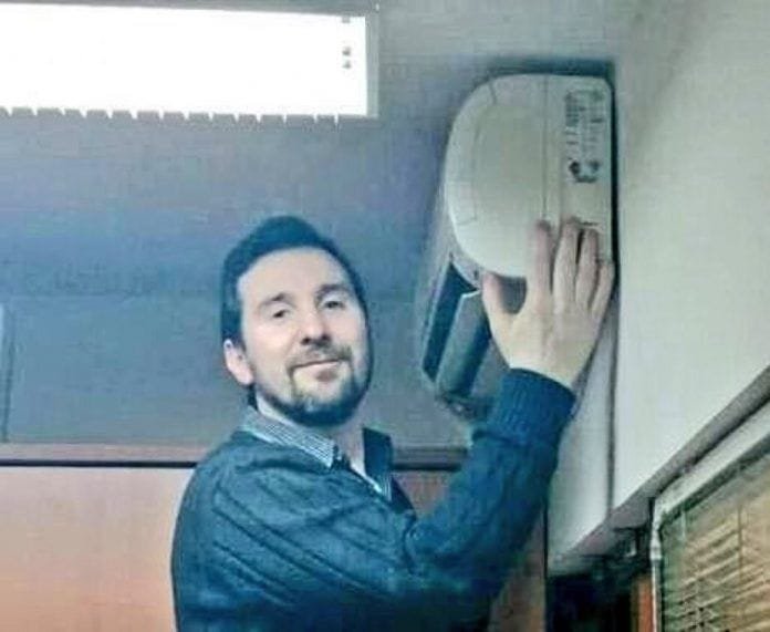 No es messi, pero tiene un aire…