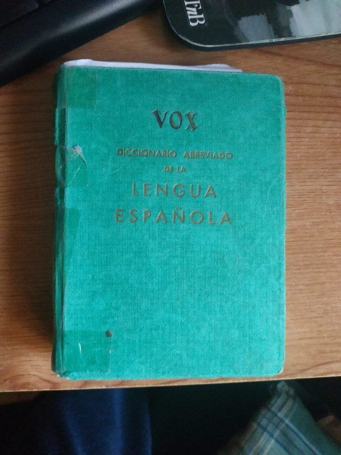 A los diccionarios Vox no le gusta que exista un partido político con su nombre
