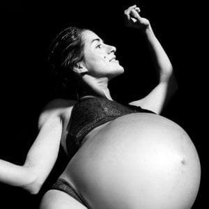 Barei no está esperando gemelos, de ahí va a salir un equipo de fútbol por lo menos