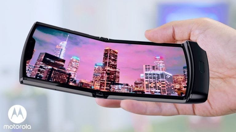 27018 Vuelve el Motorola Raz el mitico modelo de Motorola ¿Te acuerdas de él?