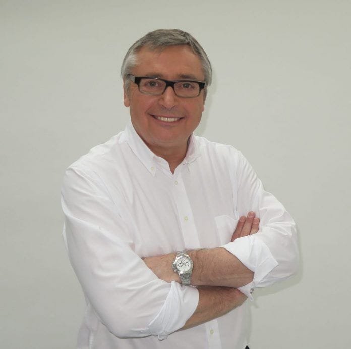 Fallece Michael Robinson a los 61 años