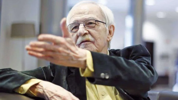 Antonio Escohotado