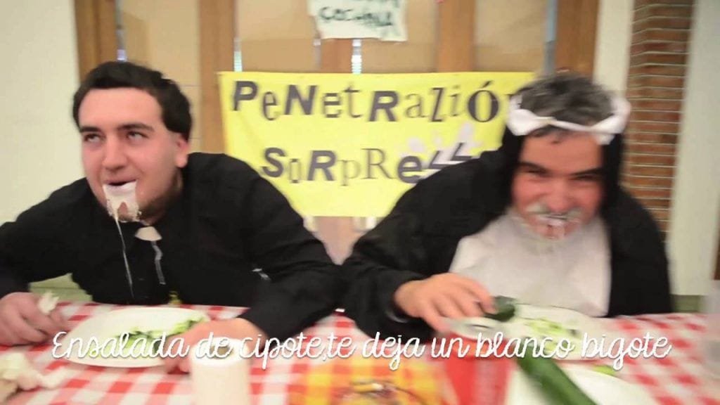 Ensalada de Pepino en Colegio Femenino