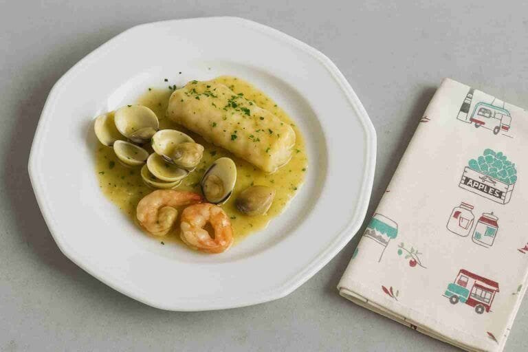 Merluza a la marinera: receta tradicional llena de sabor y aroma a mar