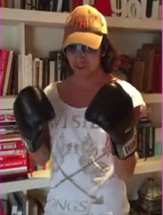 aless gibaja captura de pantalla de su canal de Youtube aless gibaja captura de pantalla de su canal de Youtube